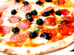 Salami & Black Olive Pizza