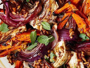 Roasted Carrots and Red Onions with Fennel
