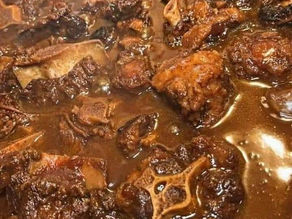 Braised Oxtails with Caribbean Spices