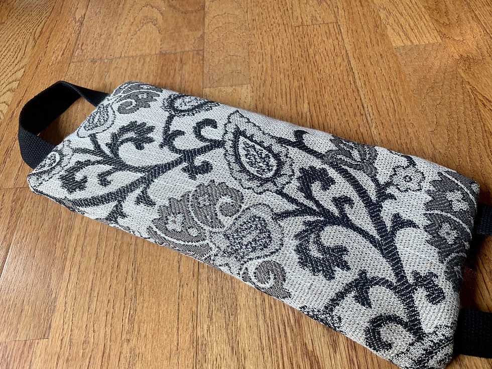 Yoga Sandbag, Black/White