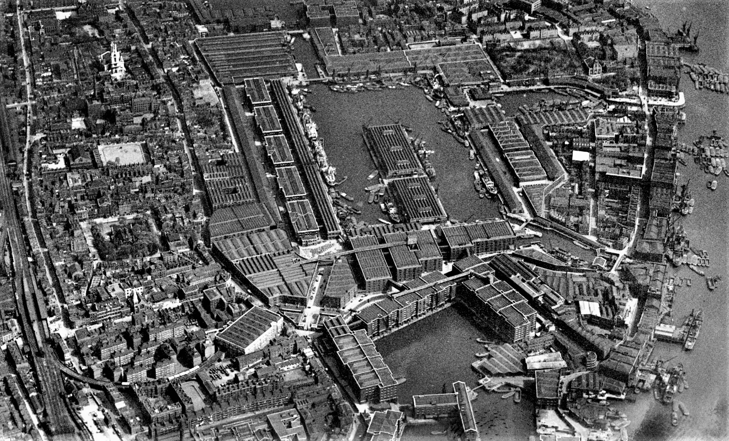 St Katherines Dock