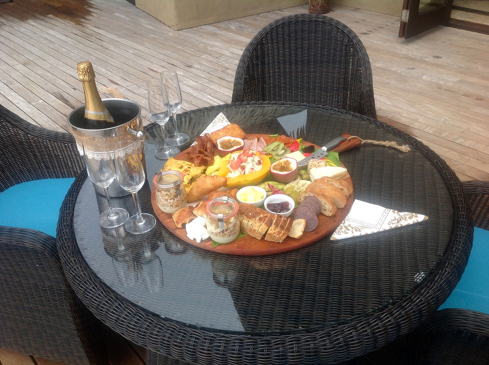 Breakfast Platters with Bubbles