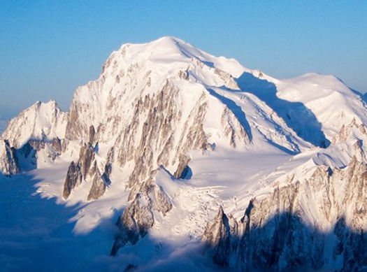 mont-blanc-hiking.jpg
