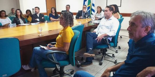 Prefeito Paulo Hernandes participa de reunião que discute o Sistema de gestão do Transporte Escolar