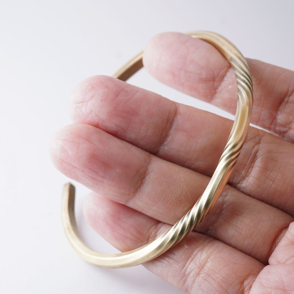 縮圖：黃銅扭轉手環