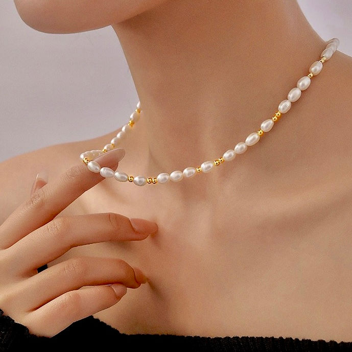 Thumbnail: 18K Gold PVD Plated- Oval Freshwater Pearl Necklace 