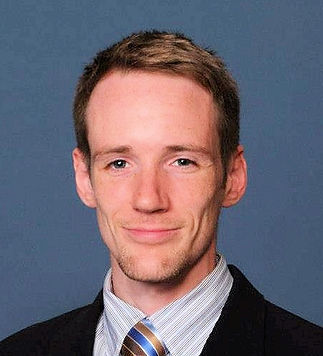 Dan profile pic crop (2) 1.18.21.jpg