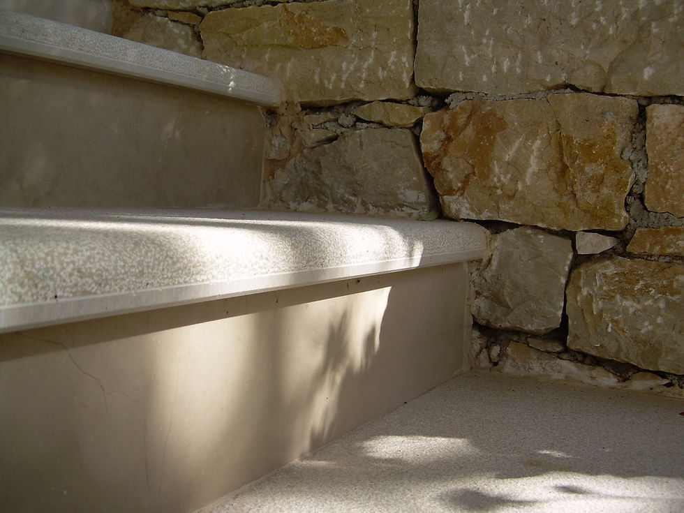 Particolare scala esterna