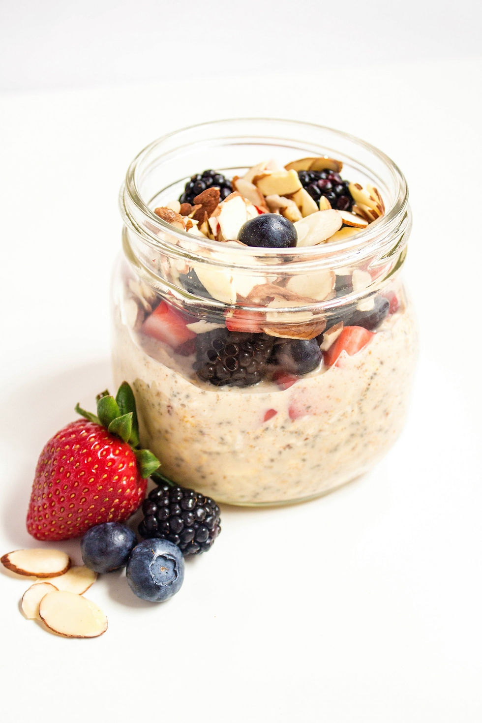 Overnight Oats with Berries and Nuts