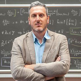 foto Professor Testi.jpg