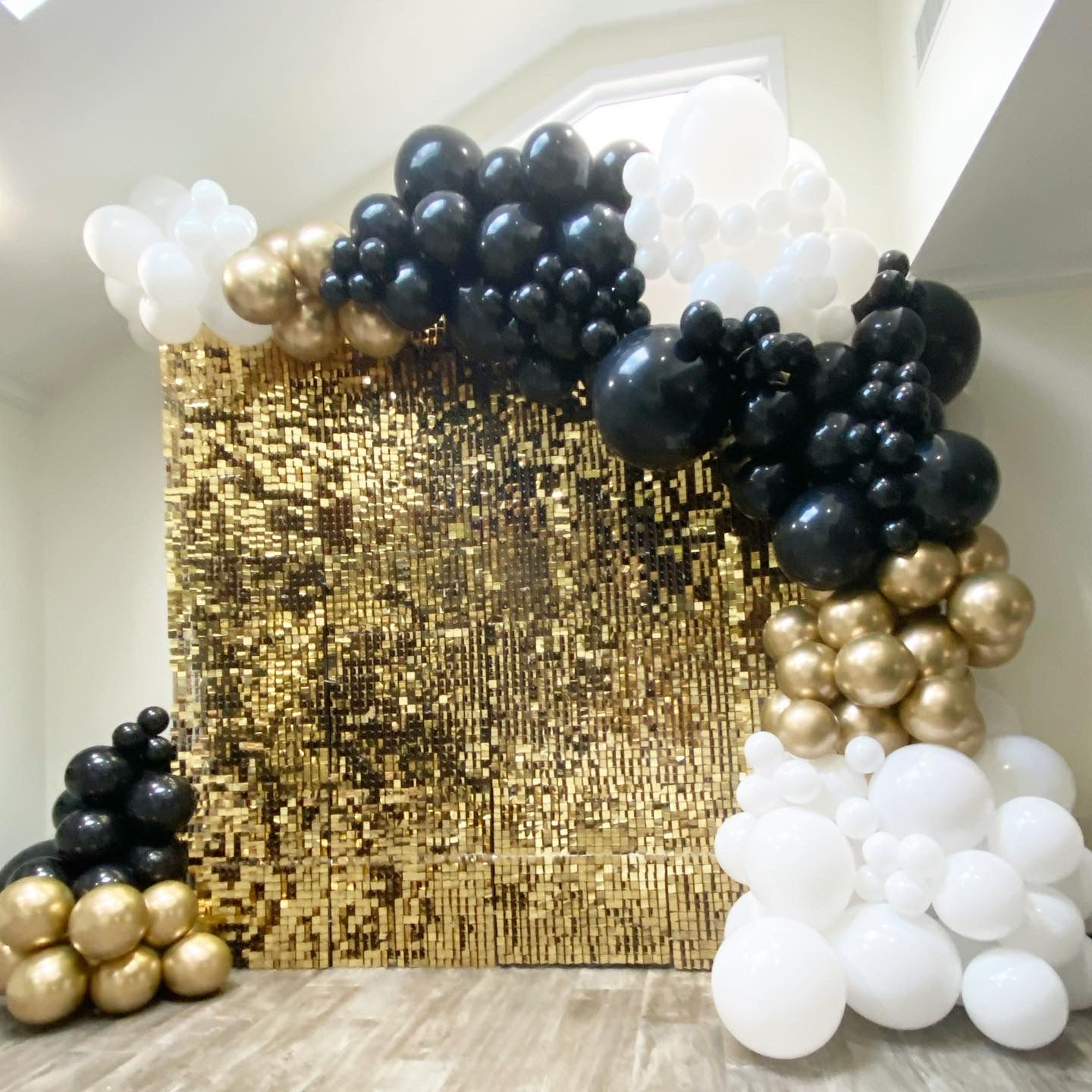 Gold Shimmer Wall 8x8