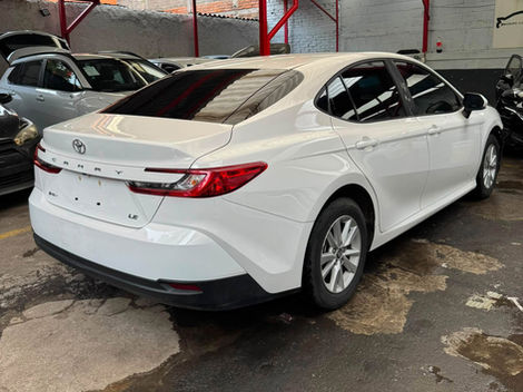 Camry LE HEV 2025