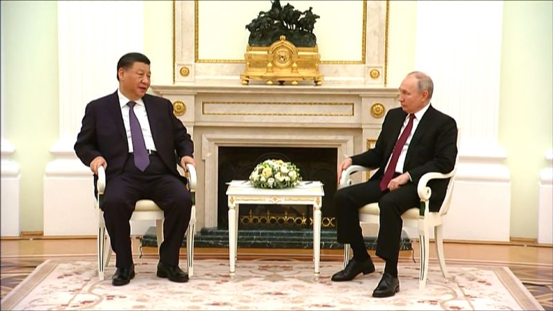 CNN video thumbnail showing Xi Jinping meeting Vladimir Putin