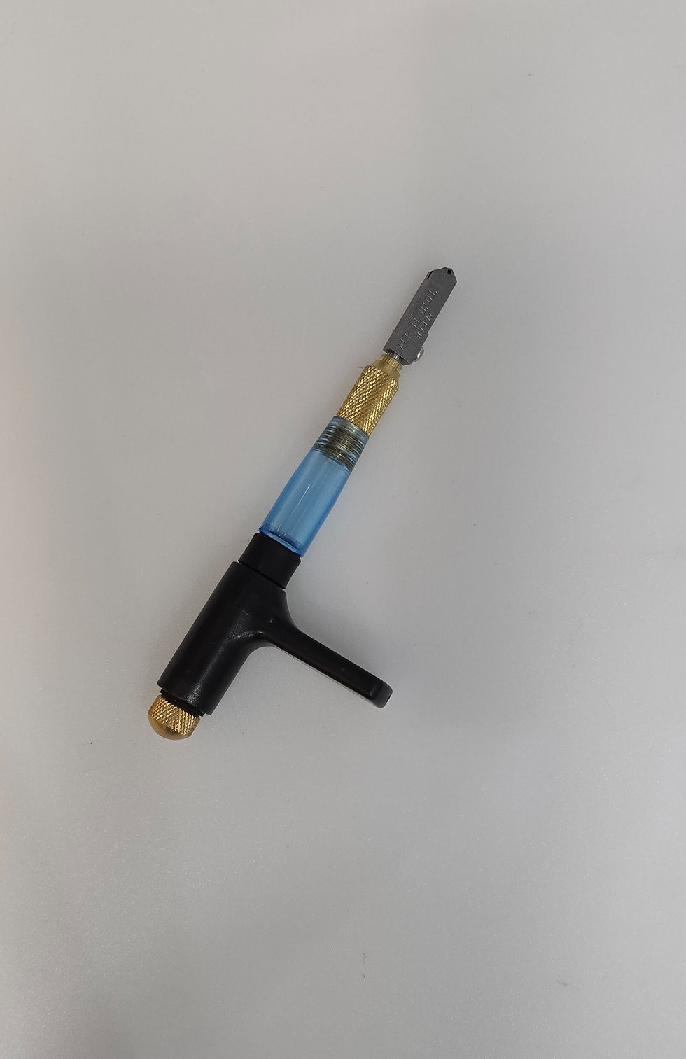 Rainbow colored Toyo Glass cutter