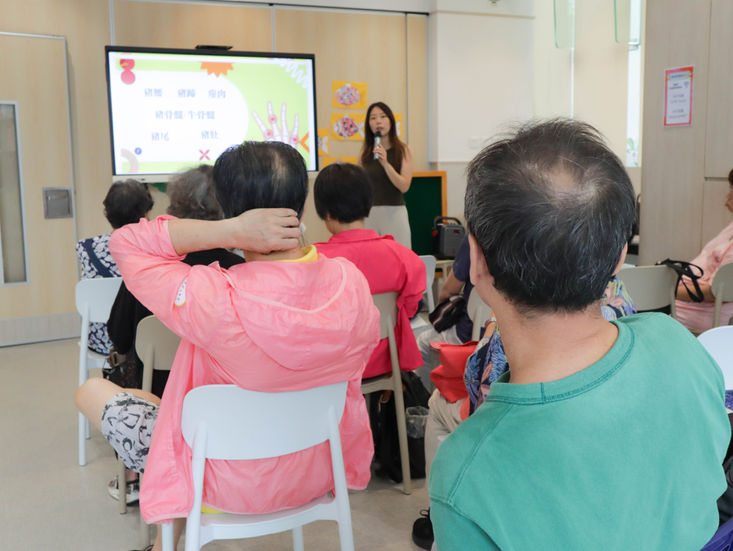 從健康講座認識關節炎的症狀、分類、檢查及常見治療方式等。