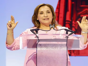 Congresistas presentan solicitud para vacar a la presidenta Dina Boluarte por viajes al extranjero