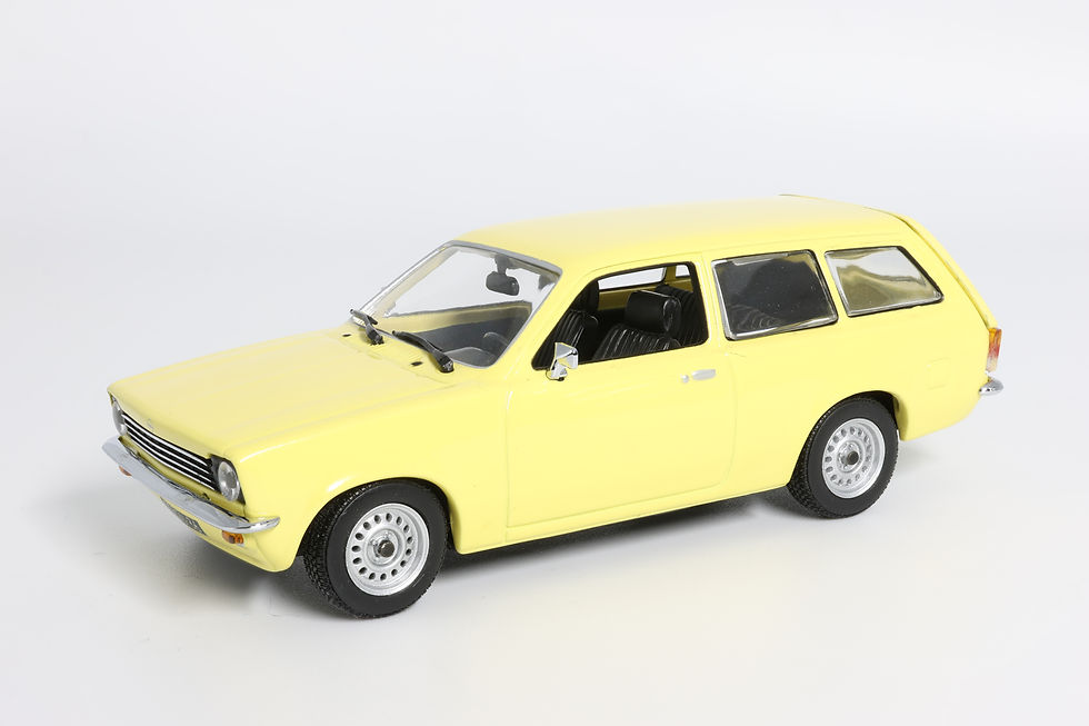 #430 - Opel Kadett C Caravan (1975) - Minichamps 430 04561