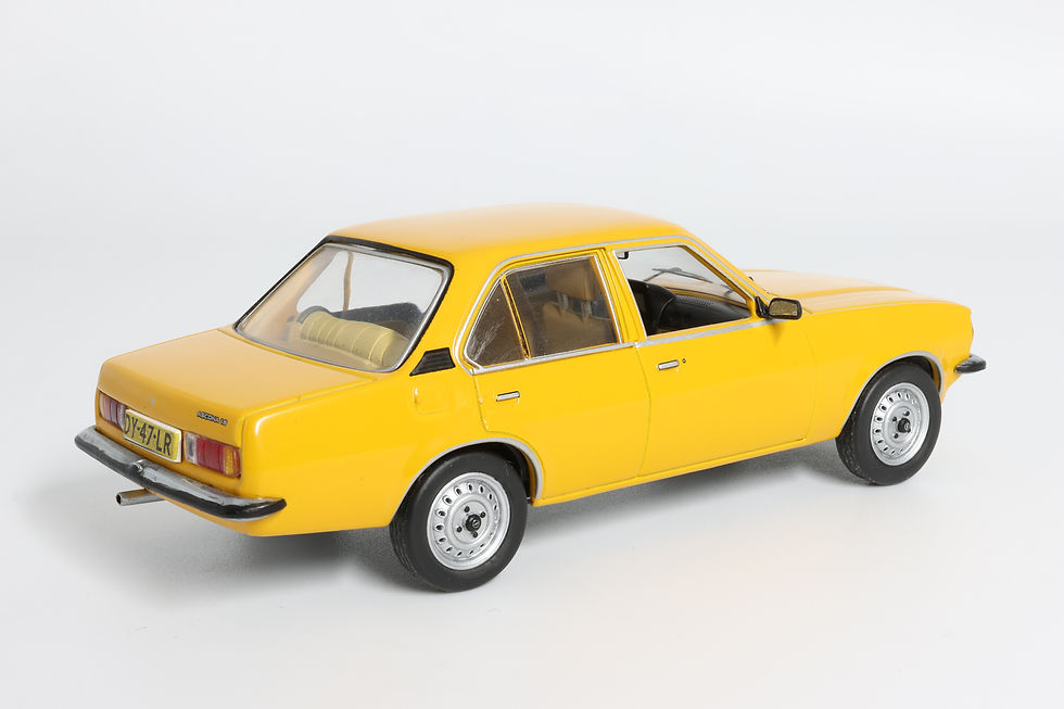 #286 - Opel Ascona B (1979) - Schuco