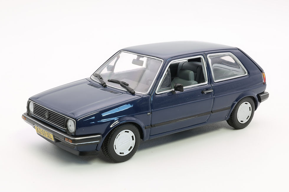 #331 - Volkswagen Golf Mk2 (1984) - Minichamps 400 054100
