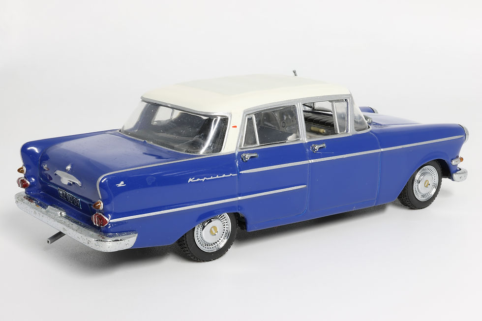 #471 - Opel Kapitän P2 (1963) - Minichamps 430 040005