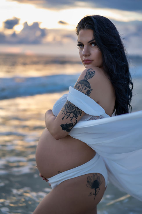 Photo By Capture Wonder Photography, FT Thalia Sewell
