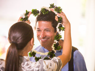 HOW DOES TRAVEL MAKE YOU HAPPIER?