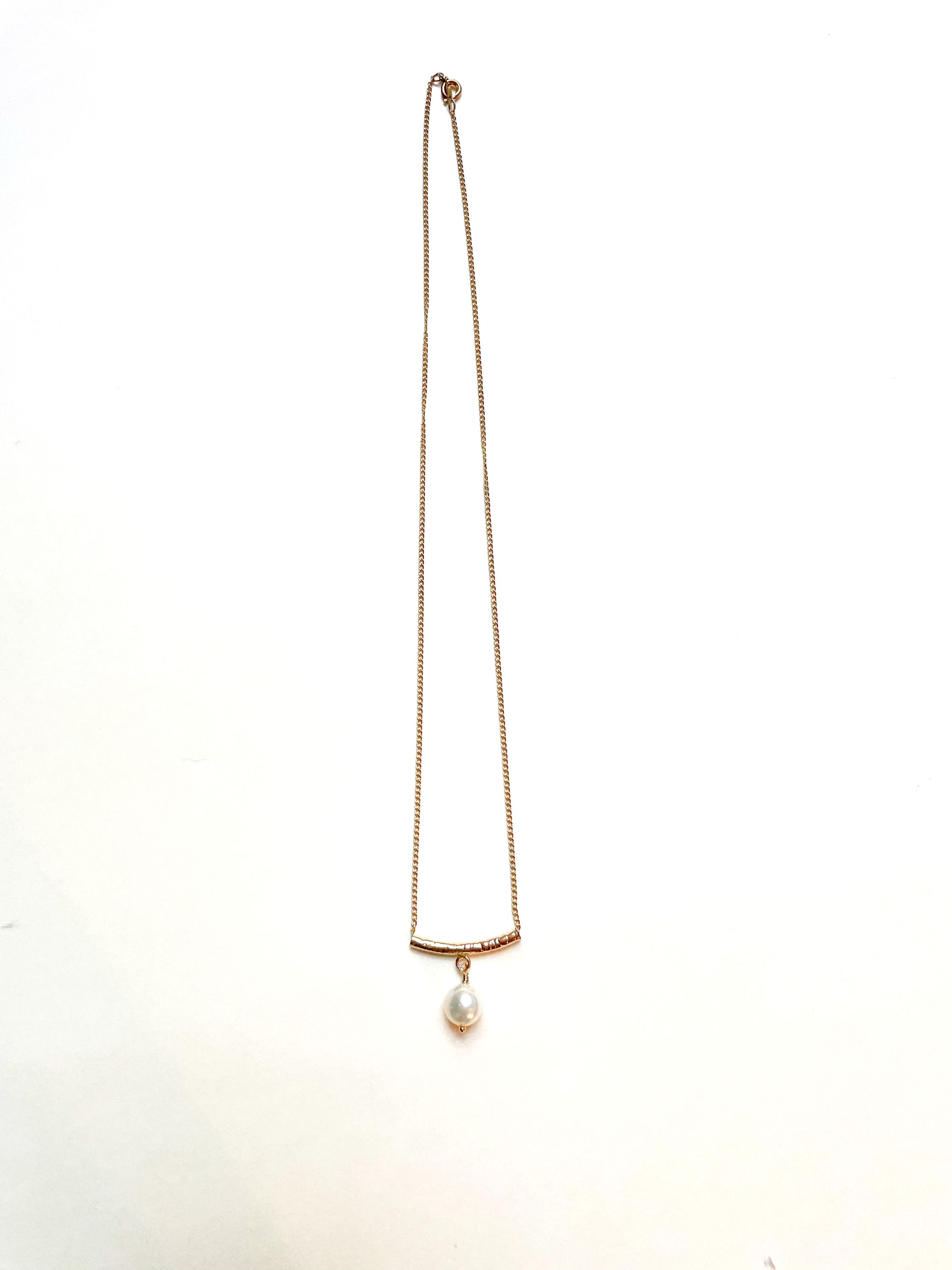 Gold Curved Tube with Pearl