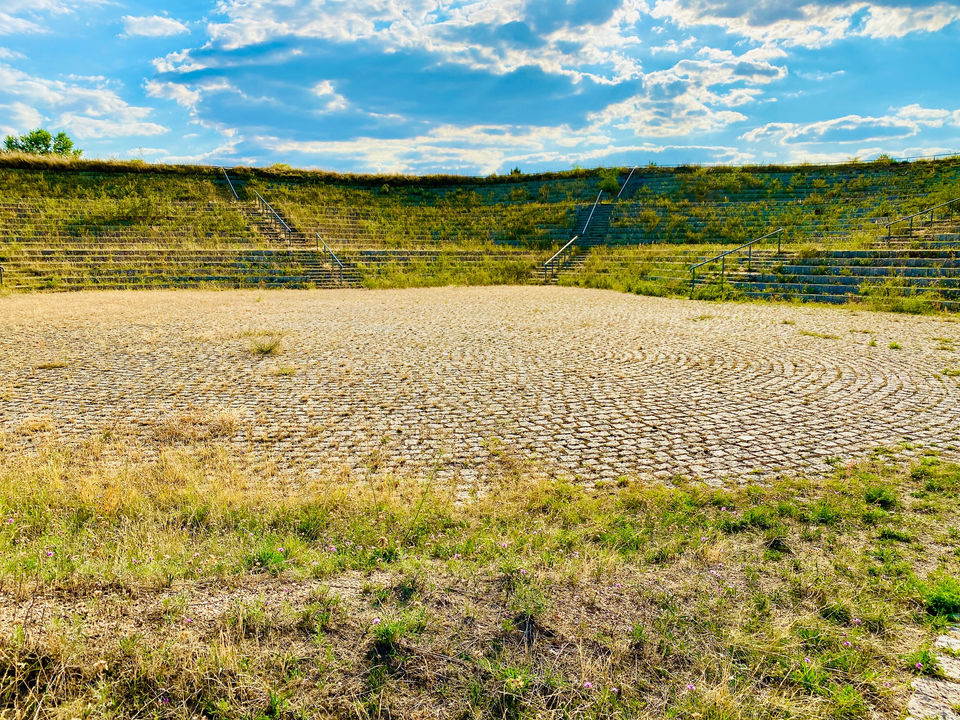 Die Agora Arena | Goitzschesee | Agora Halbinsel | Goitzsche Seeregion