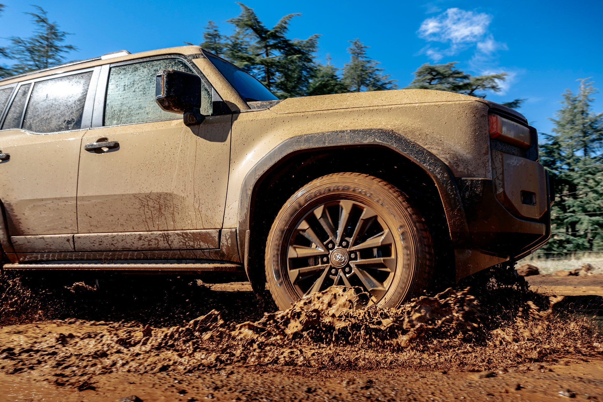Toyota Land Cruiser 250