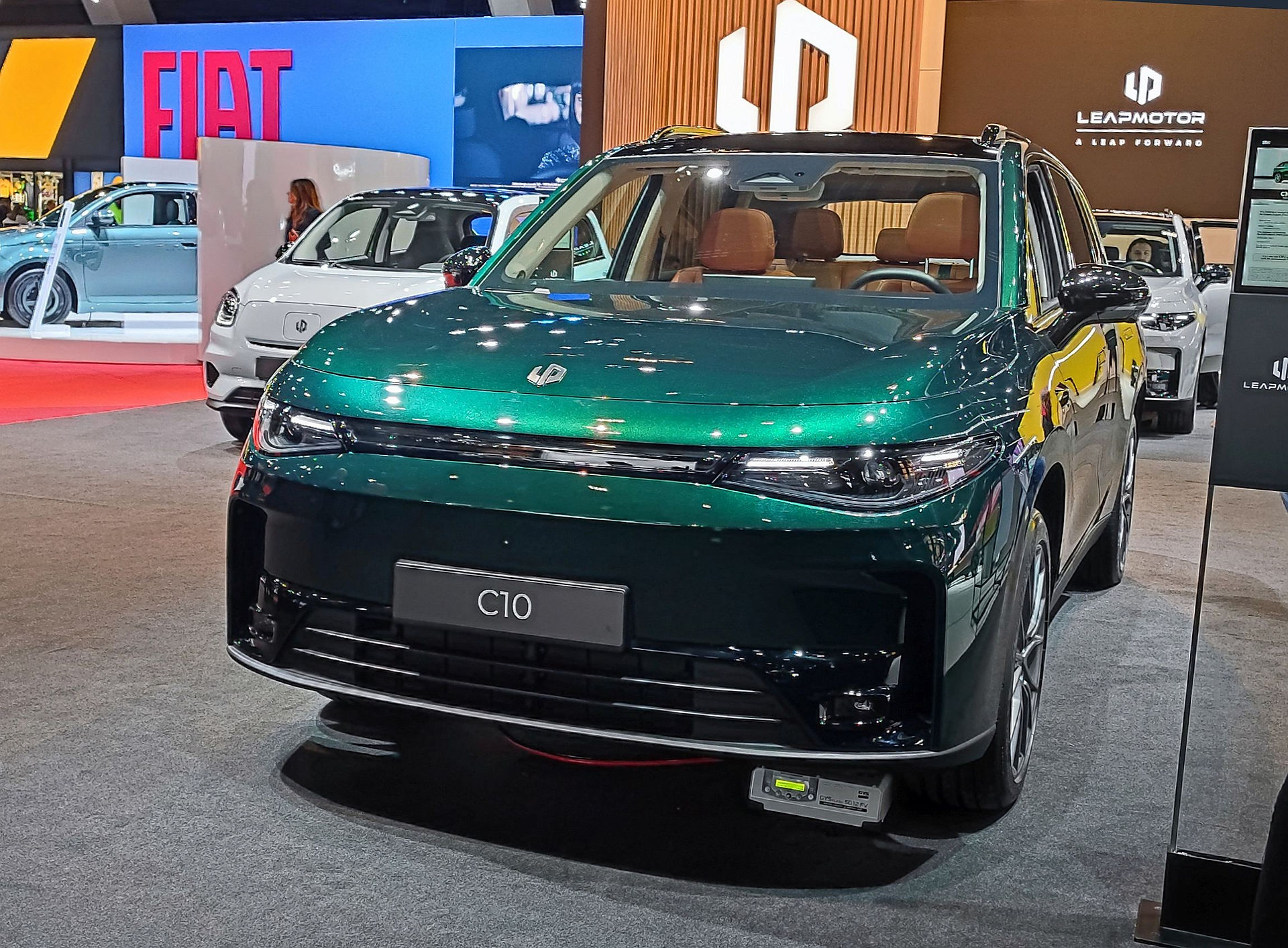 Leapmotor C10 REEV com 950 km de autonomia