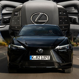 Lexus RZ 350e e 550e: Mãos na manche!