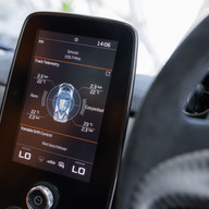 McLaren Senna LM vai a leilão