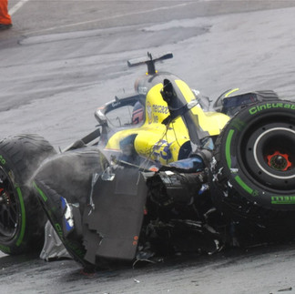 Acidentes no México e Brasil “rebentaram” contas da Williams!