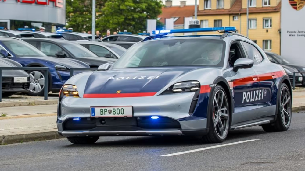 Áustria: polícia desiste de elétricos thumbnail