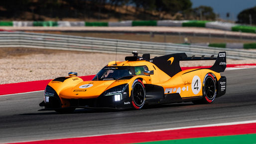 Norris testa McLaren MCL-HY em Portimão