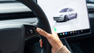 UE adia votação sobre FSD da Tesla