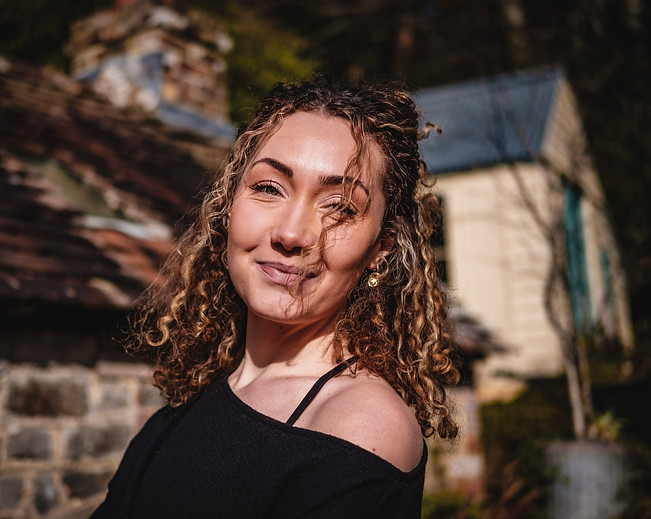 Leah Deeney 150ppi-60.jpg