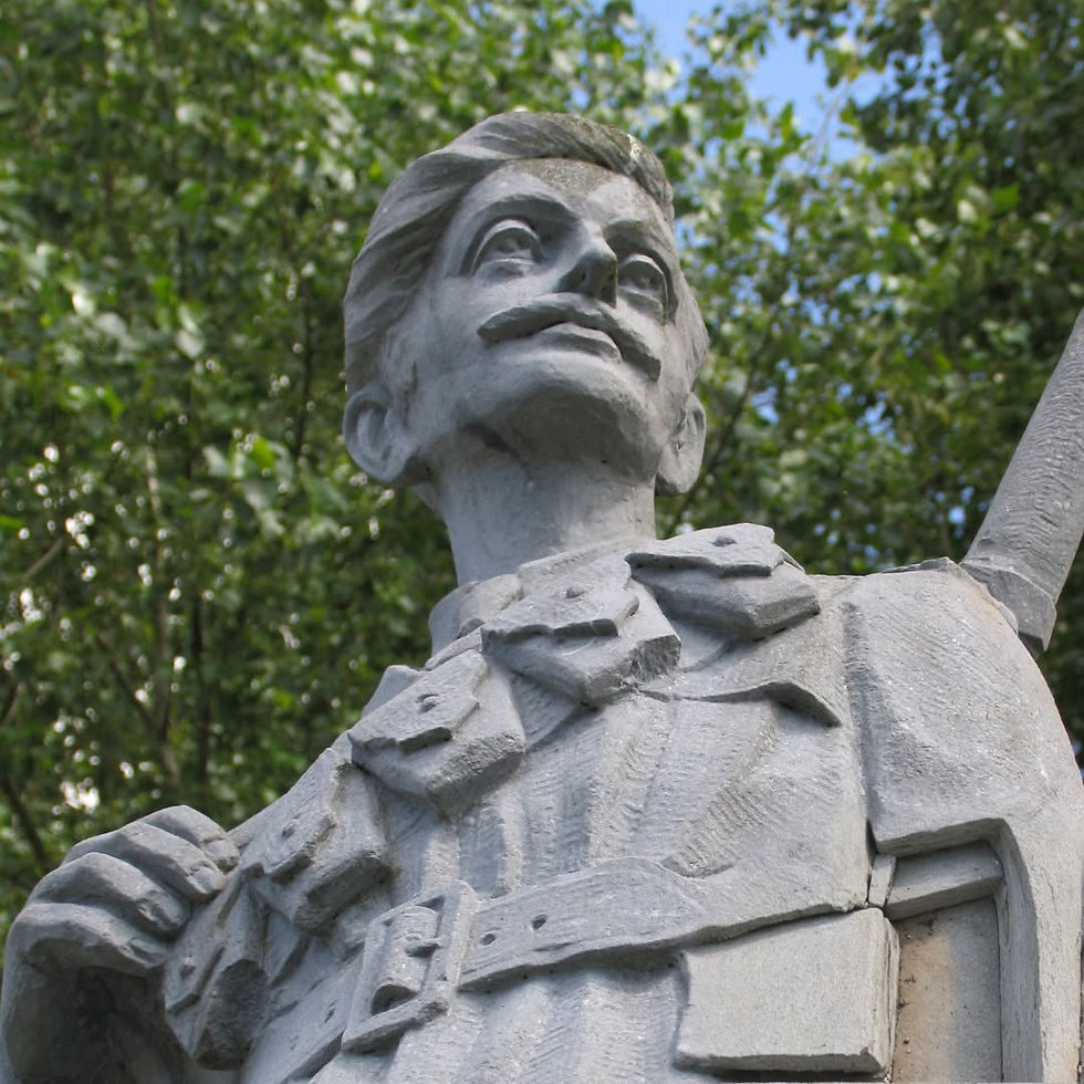 Thomas Traynor Statue 2.jpg