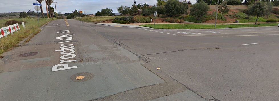 Where Eastlake (Chula Vista) meets Bonita-Sunnyside | Intersection of Proctor Valley Road and San Miguel Ranch Road | 4-lane city road dumps into 2-lane country road | Click to enlarge