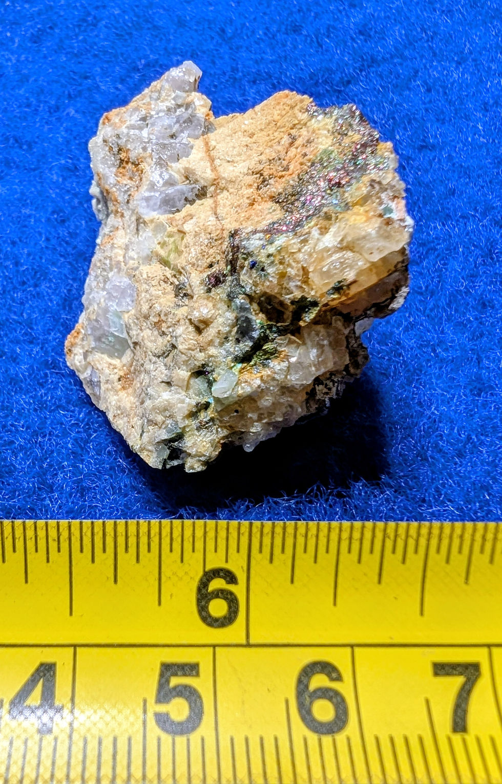 Miniature : Améthyste, Chalcopyrite, Sidérite 3$
