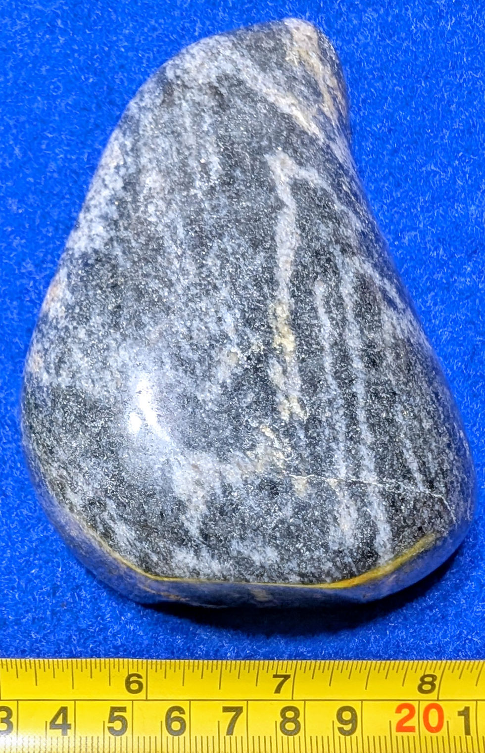 Miniature : Gneiss 25$