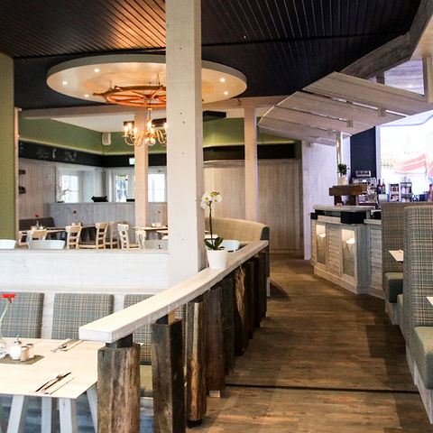Restaurant-Interieur: Modernes Design, helle Räume, Restaurant Am Strom