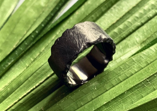 Zirkonium ring