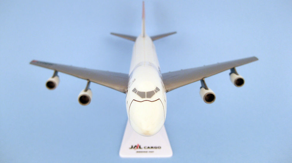 Прев'ю: Japan Airlines - JAL Cargo Scale 1-250 model Boeing B747-200F JA8937 飛行機 Hikōki