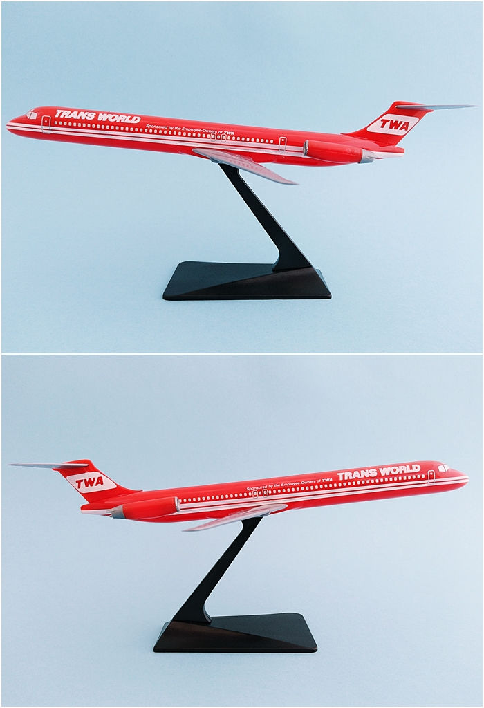 Hình thu nhỏ: Trans World Airlines - TWA Scale 1-200 model McDonnell Douglas MD-83 EI-BWD #2