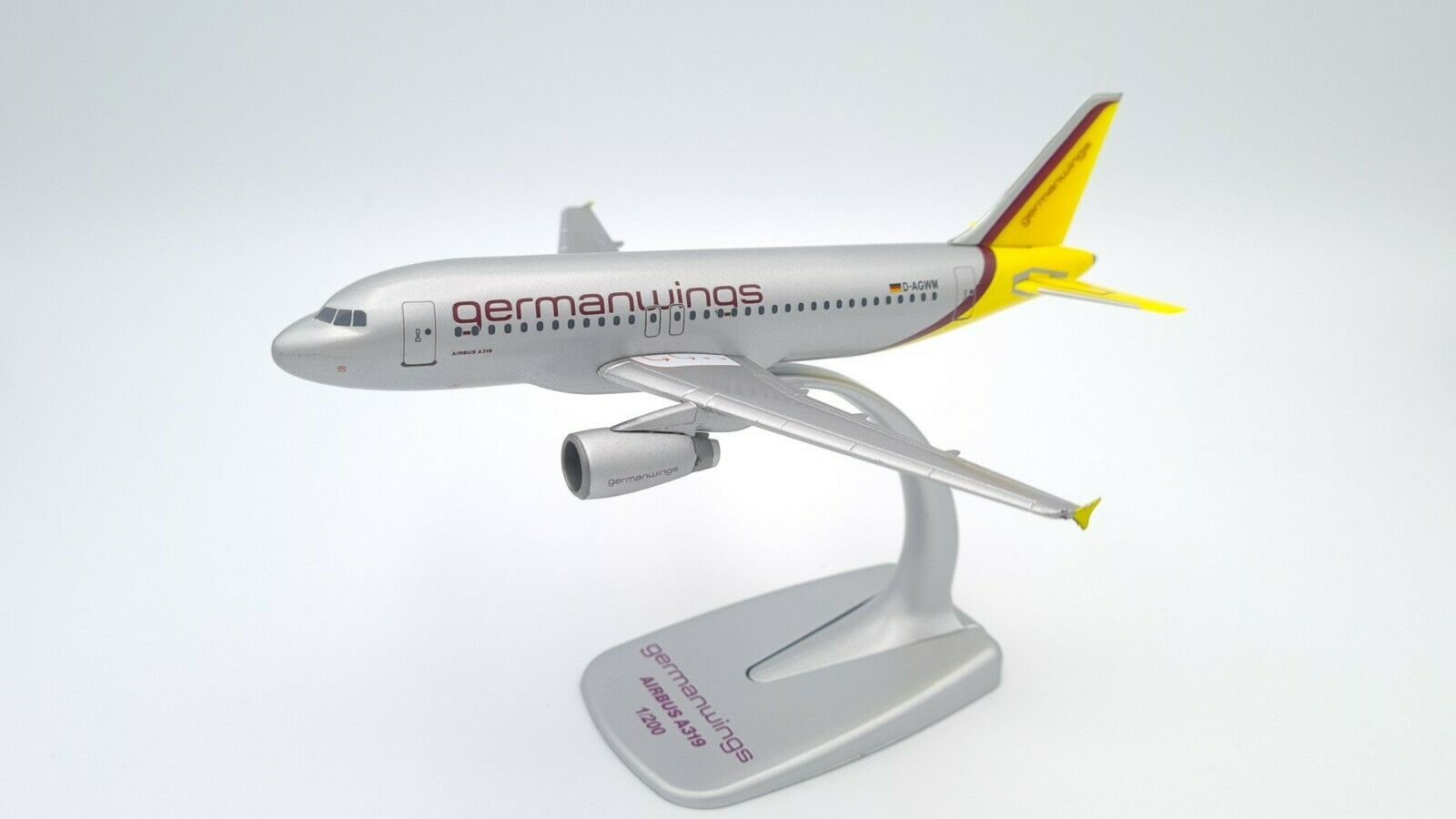 Germanwings Scale 1-200 model Airbus A319-100 D-AGWM