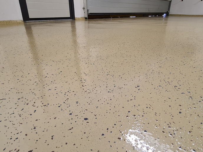 Fugenloser Industrieboden Garage Landeck Tirol