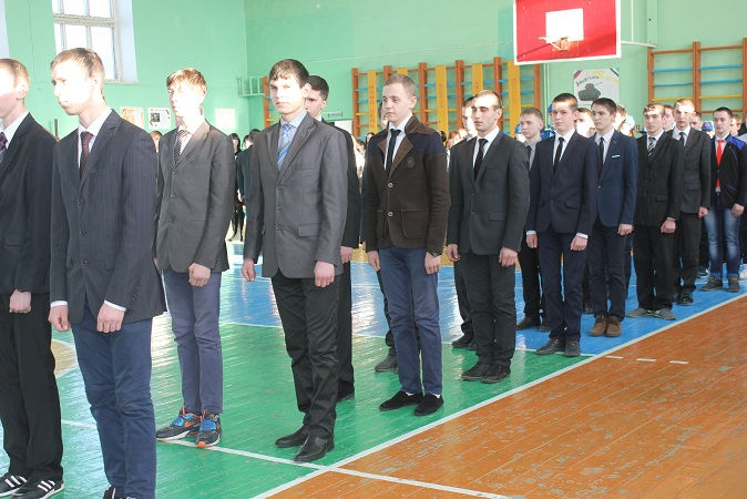 Построение в две шеренги