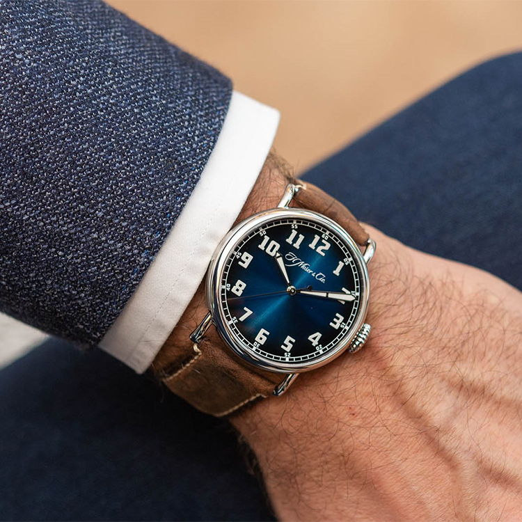 縮圖：H.MOSER & CIE - HERITAGE CENTRE SECONDS - 42mm