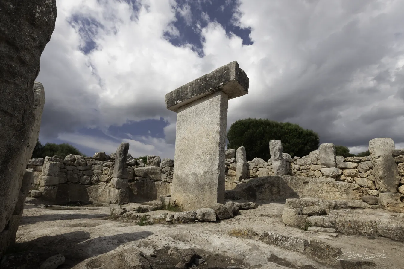 Torralba d'en Salord, Torralba d'en Salort, Menorca, Minorca, taula, talaiot, talayot, talayótico, talaiótico, talaiòtic, talaiotic, talayotic